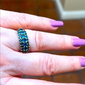14 gold karat neon apatite, three row ring